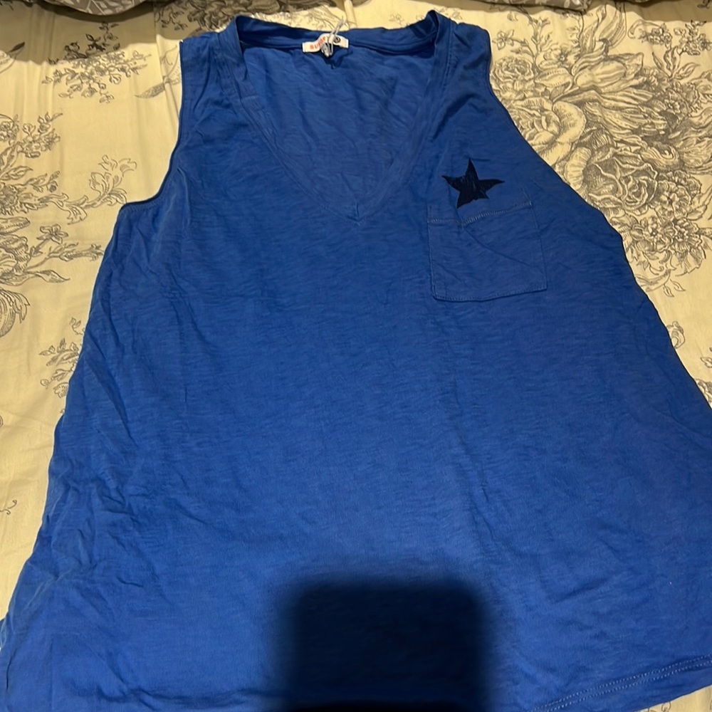 Sundry sleeveless vneck